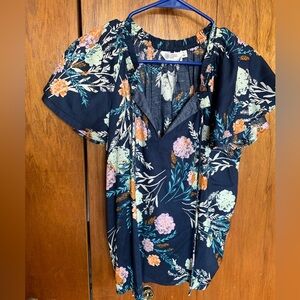 Candace Cameron Bure Flutter Sleeve Split-Neck Navy Floral Printed Blouse small